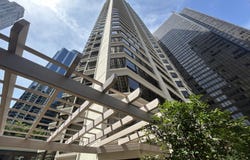 400 E Ohio Street, Chicago, IL 60611