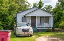 102 Crosby St., Baxley, GA 31513