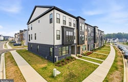 16007 HYDE PARK Place, BOWIE, MD 20716
