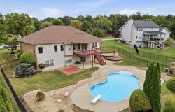 323 Kings Ridge Boulevard, O'Fallon, IL 62269