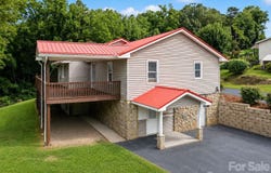 41 Vista Drive, Clyde, NC 28721
