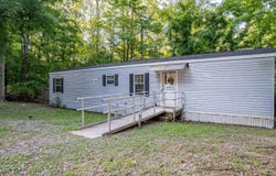 105 Whisperridge Ct, Moneta, VA 24121