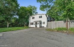 140 Blue Barns Road, Rexford, NY 12148