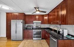 20 Skyline Dr, Braintree, MA 02184