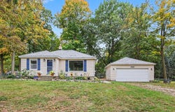 1544 Bauer Road, Jenison, MI 49428