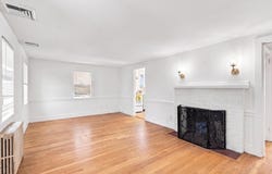 35 Walnut Street, Hyannis, MA 02601