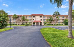 3900 NW 76th Ave, Sunrise, FL 33351