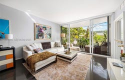 2155 Washington Ct, Miami Beach, FL 33139