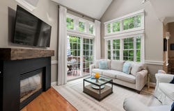 80 Gold Leaf Lane, Mashpee, MA 02649