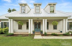 2433 Wallace Lake Rd, Pace, FL 32571