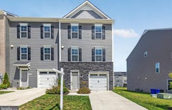 1042 HIGH POINT TRL, LAUREL, MD 20707