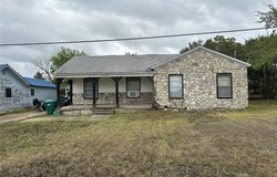 617 E 5th Street, Ferris, TX 75125
