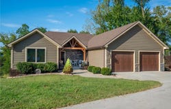 7877 SE ST RT 371 Highway, St Joseph, MO 64504