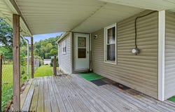 331 Burton Avenue, Nutter Fort, WV 26301