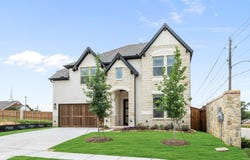 2300 Legacy Oaks Lane, Bedford, TX 76021