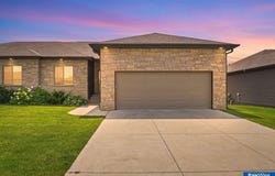 3719 Broadbear Road, Lincoln, NE 68516