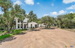 101 Chapparal Drive, Wimberley, TX 78676
