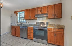 23342-40 Young Drive, Bristol, VA 24202