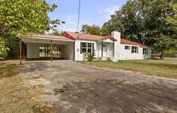 111 Walker Drive, Naples, TX 75568