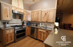 818 Kensington Boulevard, Garden City, KS 67846