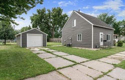 1810 1st Avenue SE, Austin, MN 55912