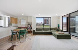 207 Admirals Circle, Buffalo, NY 14202