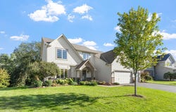 746 Riesgraf Road, Carver, MN 55315