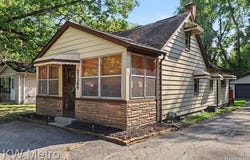 21389 Duns Scotus Street, Southfield, MI 48075