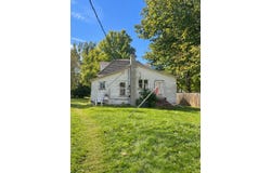 425 ARGYLE AVE S, Phillips, WI 54555