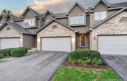 548 Silver Aspen Circle, Crystal Lake, IL 60014