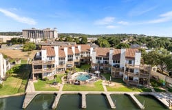 509 Short Circuit, Horseshoe Bay, TX 78657