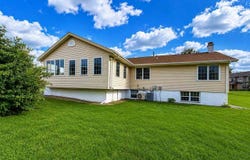 6664 Sand Ct SW, CedarRapids, IA 52404