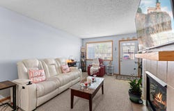 6133 Maclynn Avenue NE, Albertville, MN 55301