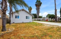 594 N Front, Earlimart, CA 93219