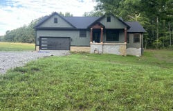 214 Georgee Rd, Jamestown, TN 38556