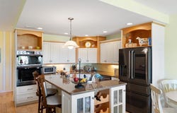 800 Maple Leaf Lane, Petoskey, MI 49770