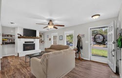 906 Laurel Drive, Rolla, MO 65401