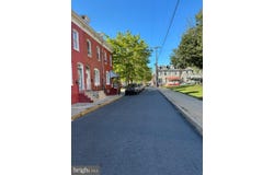 310 CARPENTER Street, READING, PA 19602
