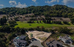 20 Adobe Ct, Orinda, CA 94563