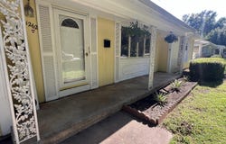 1262 E Downing Street, Springfield, MO 65804