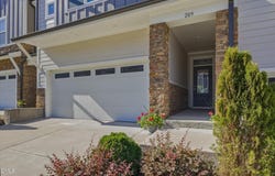 209 Deardom Way, Chapel Hill, NC 27517