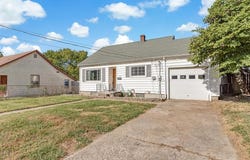 309 N Moore Street, Waterloo, IL 62298