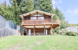 610 TIARA St, Lakeside, OR 97449