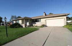 524 Concetta Drive, Monroe, MI 48161