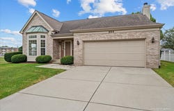 664 Mayfair Drive, Carol Stream, IL 60188