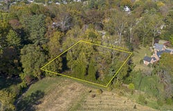Overlook Cir, Lexington, VA 24450