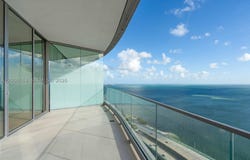 175 SE 25 RD, Miami, FL 33129