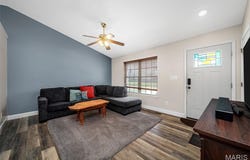 906 Warrior Ridge, Warrenton, MO 63383