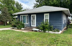 746 W 3rd, Winner, SD 57580