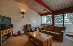 13 Thunderbird Road, Taos Ski Valley, NM 87525
